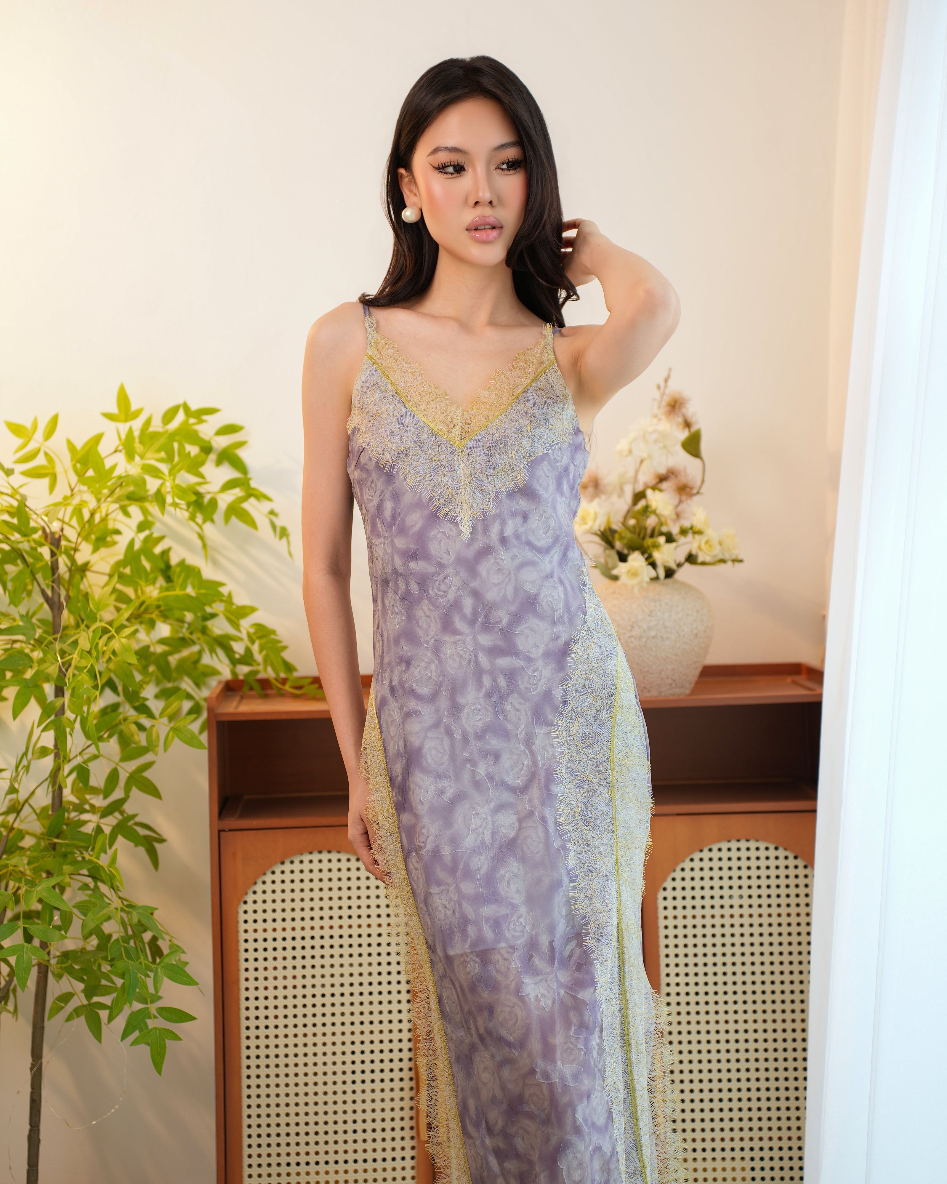 Moonveil Lace Dress 2617