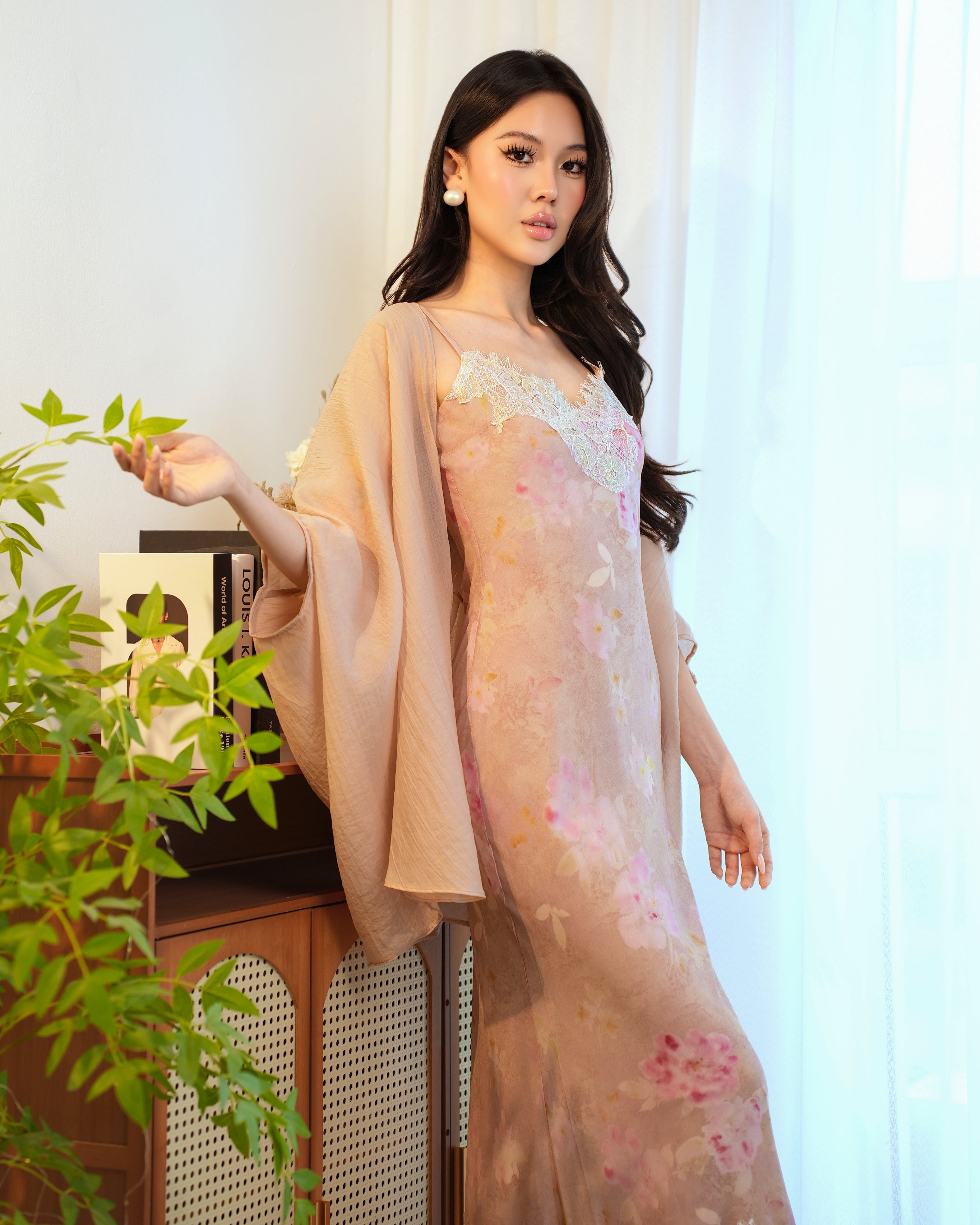 Valencielle Chantilly Dress 2648